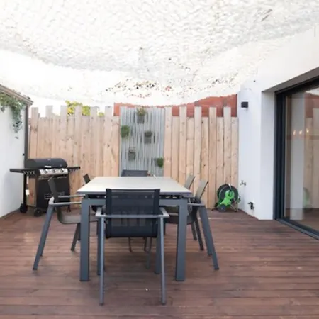 בית נופש House 3 Comfort With Garden *